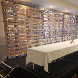 Pallet Backdrop (Self Erected)