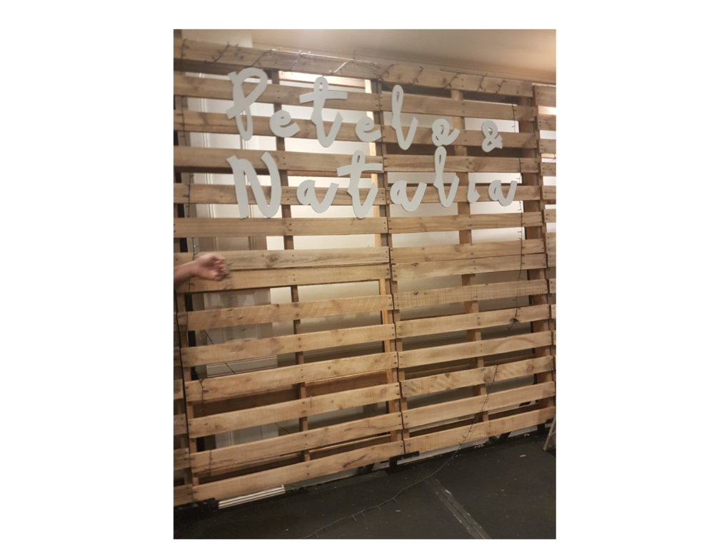 Pallet Backdrop (Self Erected) - Pallet Backdrop (Self Erected) - Image 2